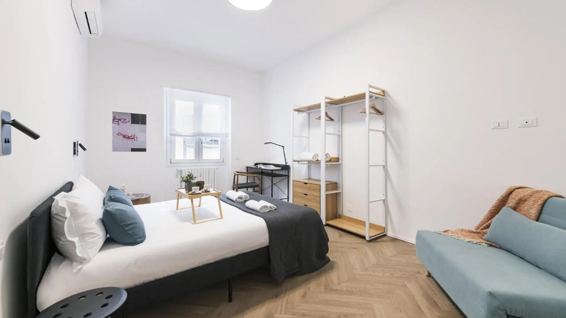 Easylife - Il Tuo Spazio Ideale A Milano 0*,  Itálie